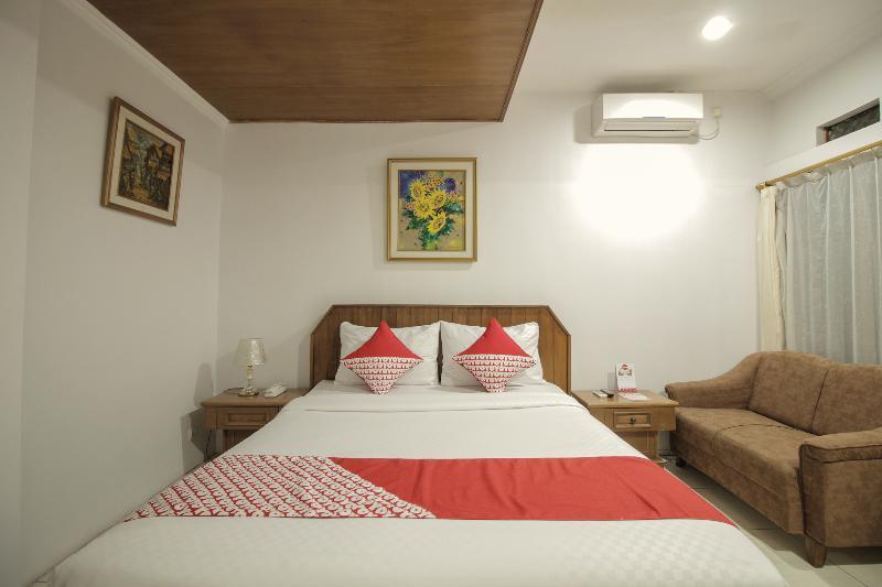 Arwiga Hotel Бандунг Екстер'єр фото